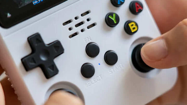 R36S retro handheld game console review 2026 — Lab-Tested by iGameConsole